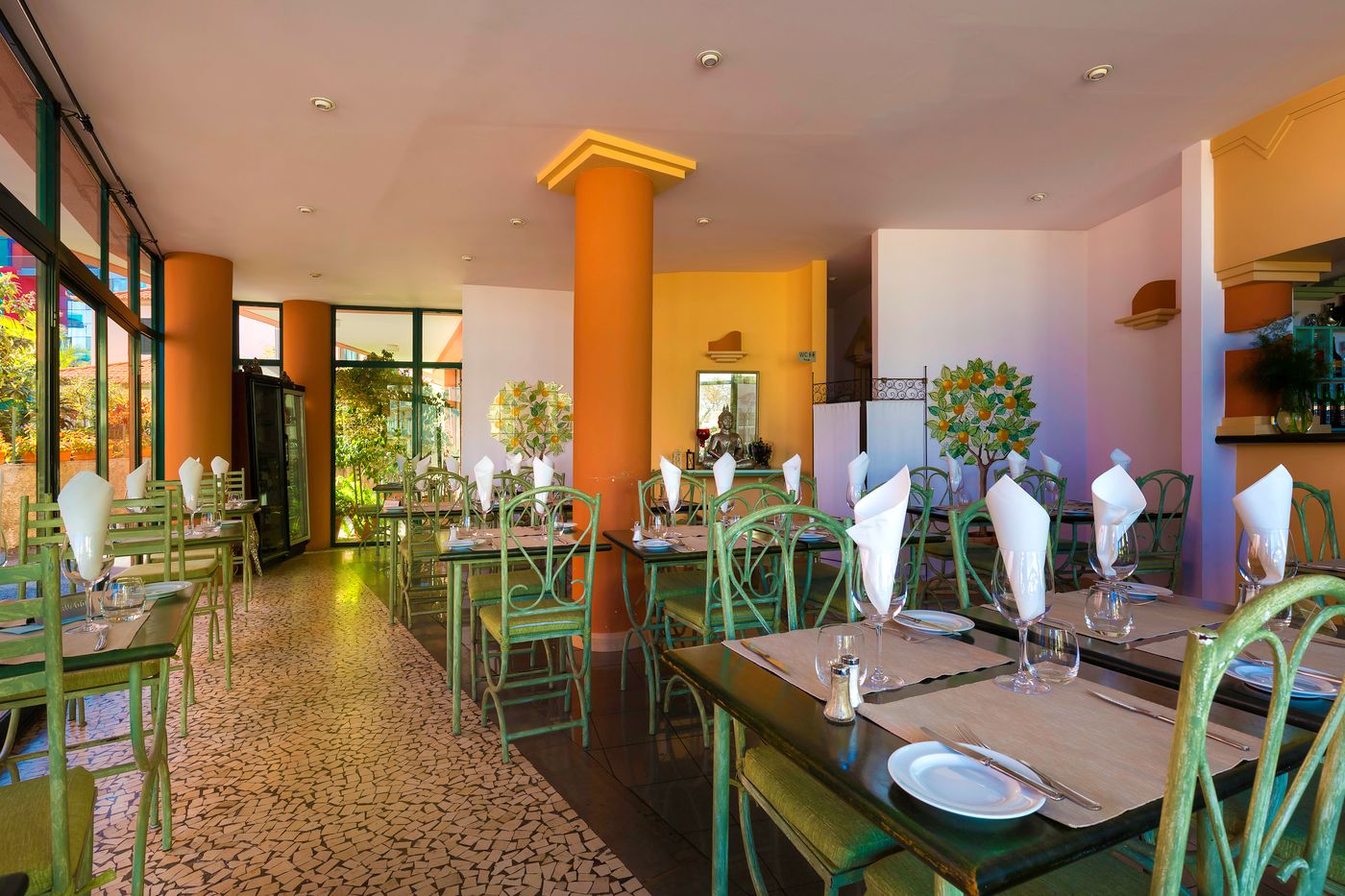 Imperatriz-Aparthotel-Restaurant-24