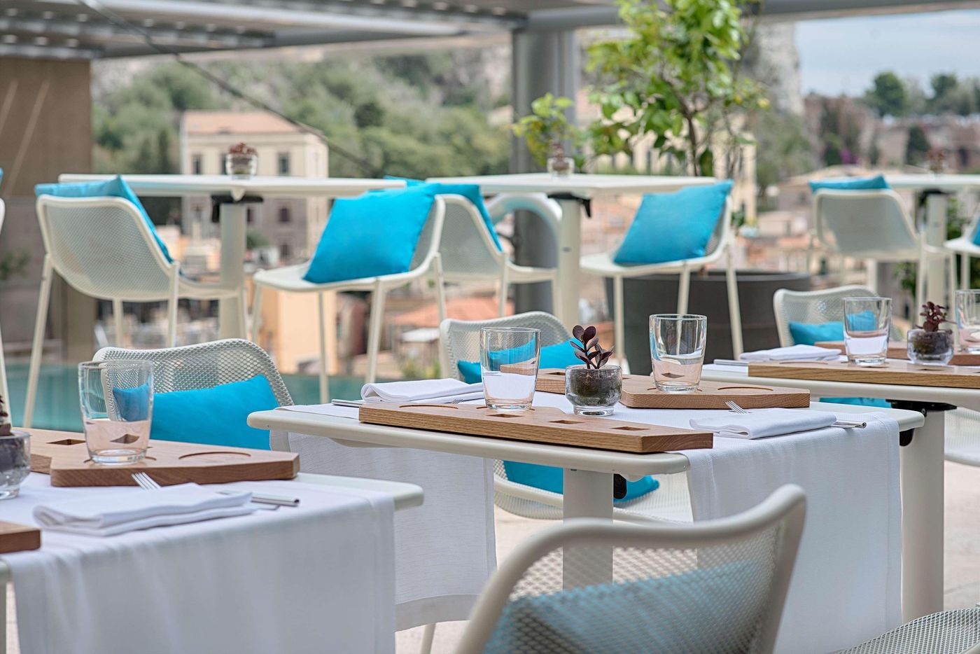 Nh-Collection-Taormina-Pool-23