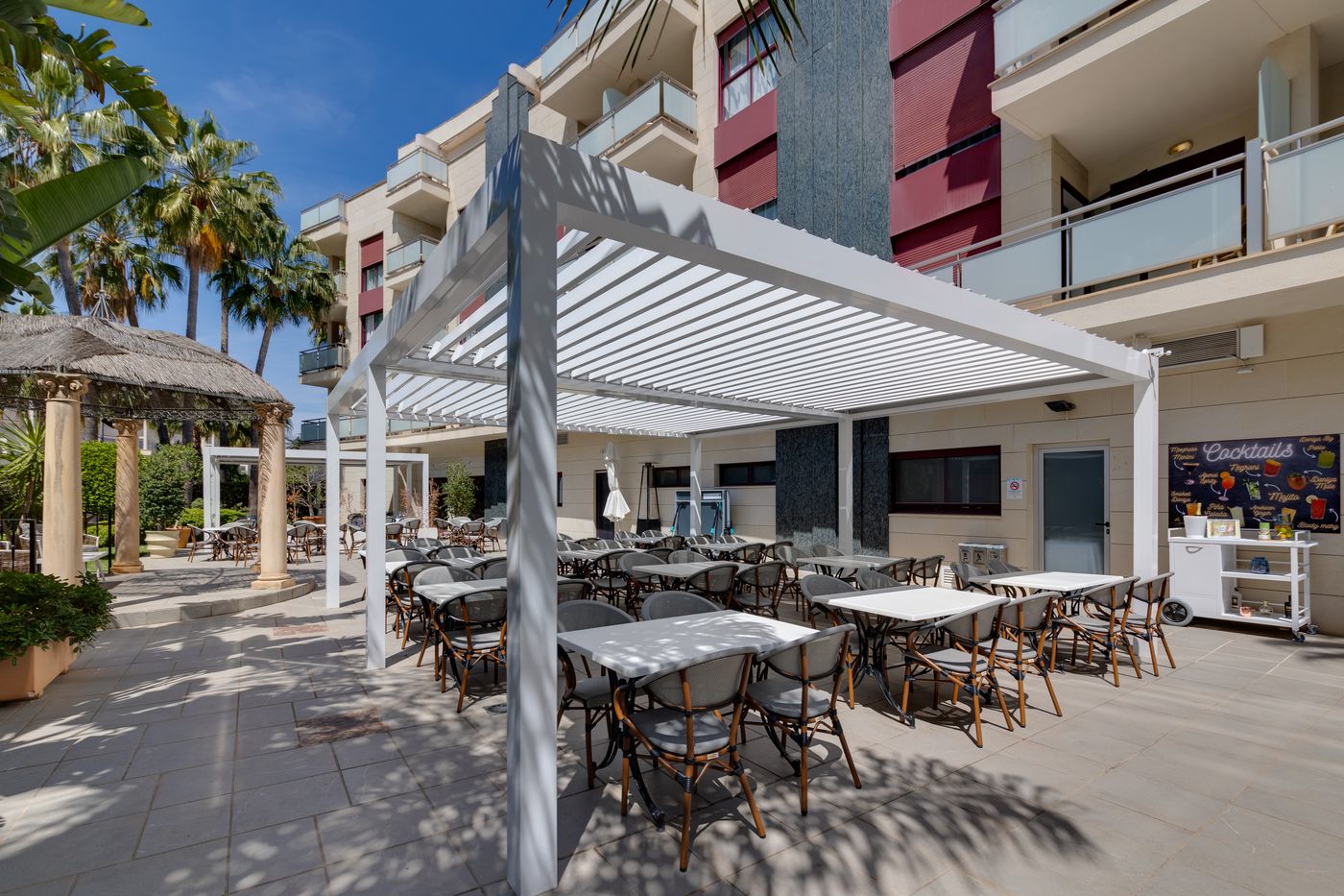 Daniya-Denia-Spa---Business-Terrace-10