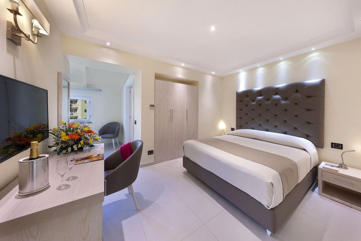 Palazzo-Abagnale-Guest-House-Room-9