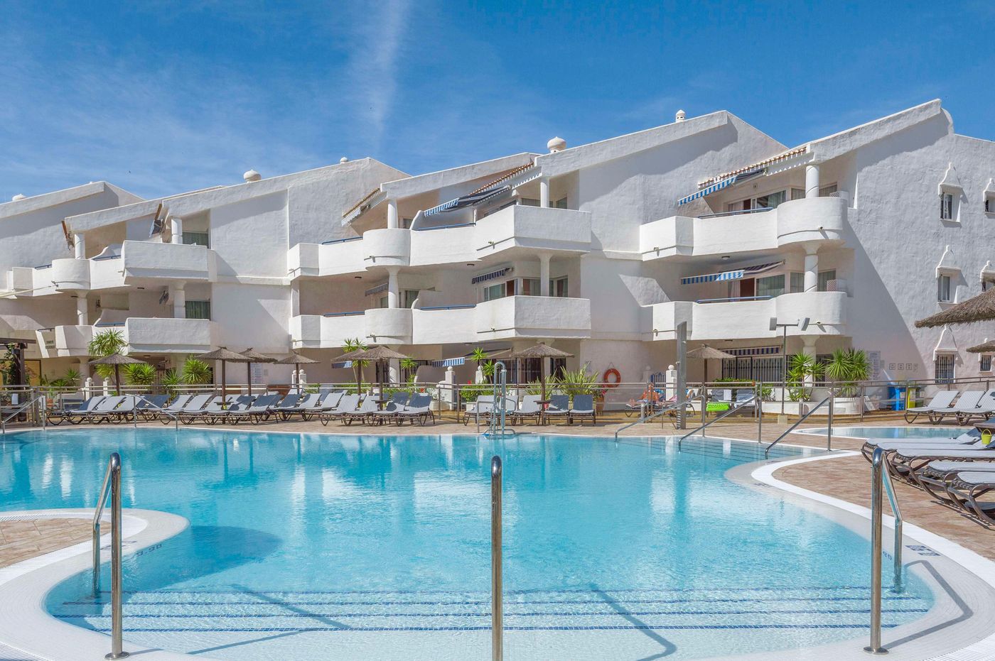 Sahara-Sunset-Pool-5