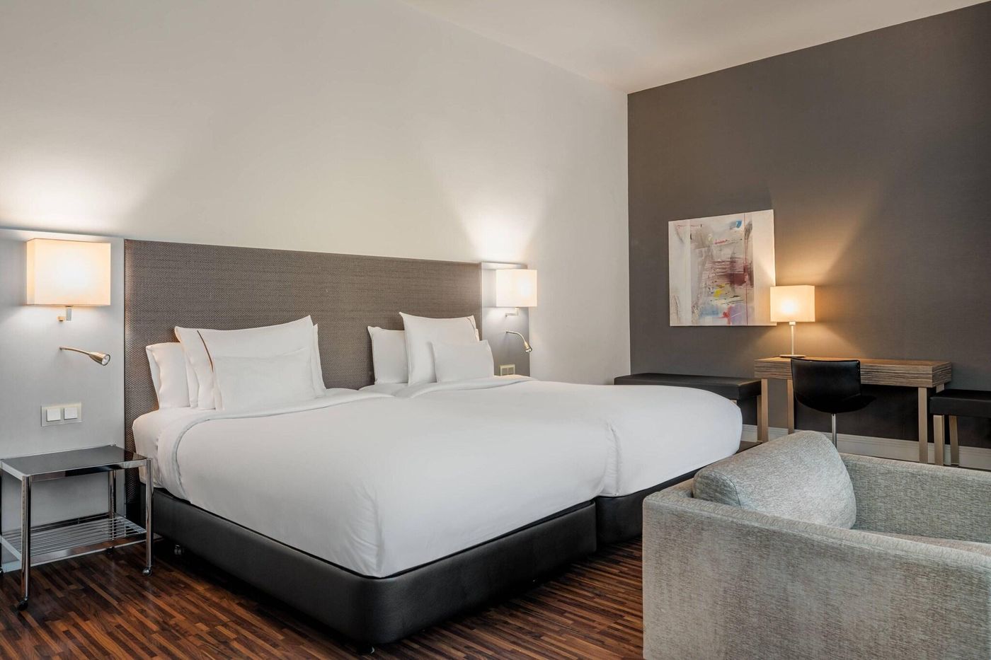 AC-Hotel-Palacio-del-Retiro-Autograph-Collection-Room-52