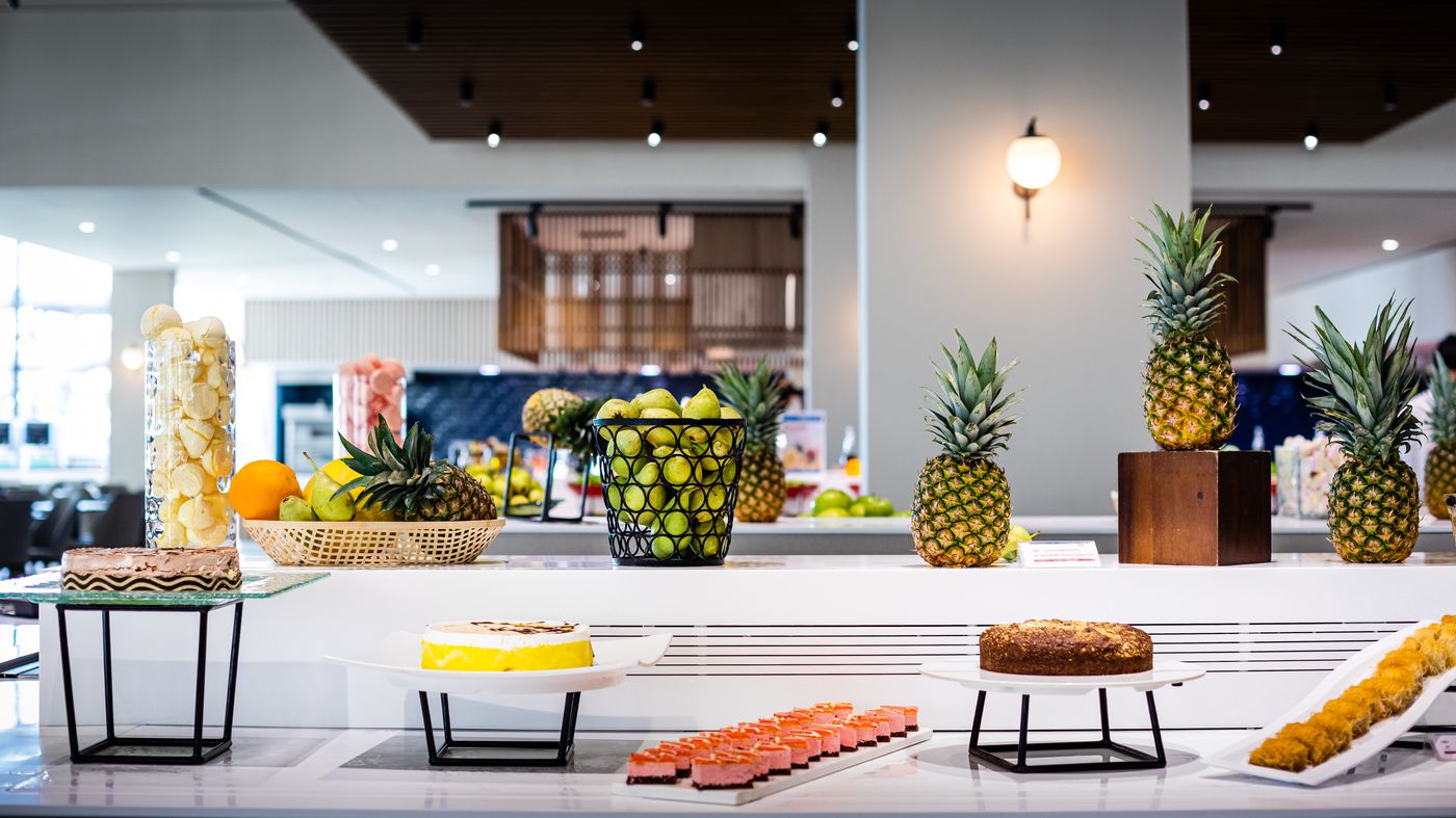 Louis-Phaethon-Beach-Restaurant-43