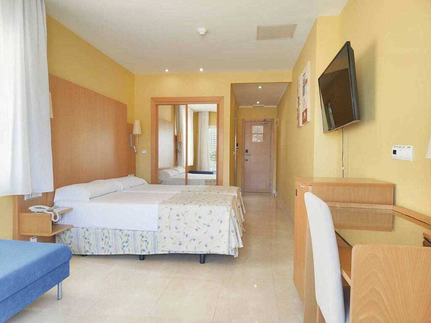 Hotel-La-Cala-Room-14