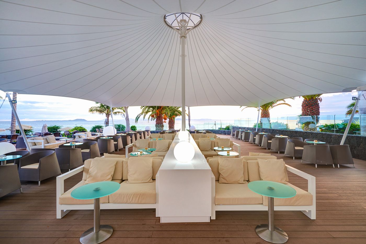 Hipotels-Natura-Palace-Terrace-21