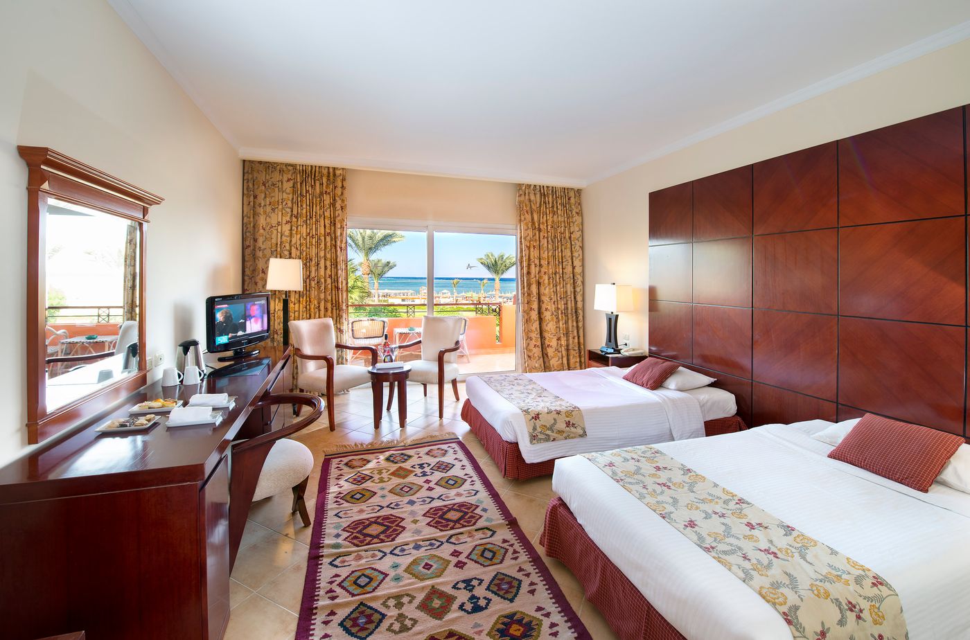 Amwaj-Oyoun-Resort---Spa-Room-30