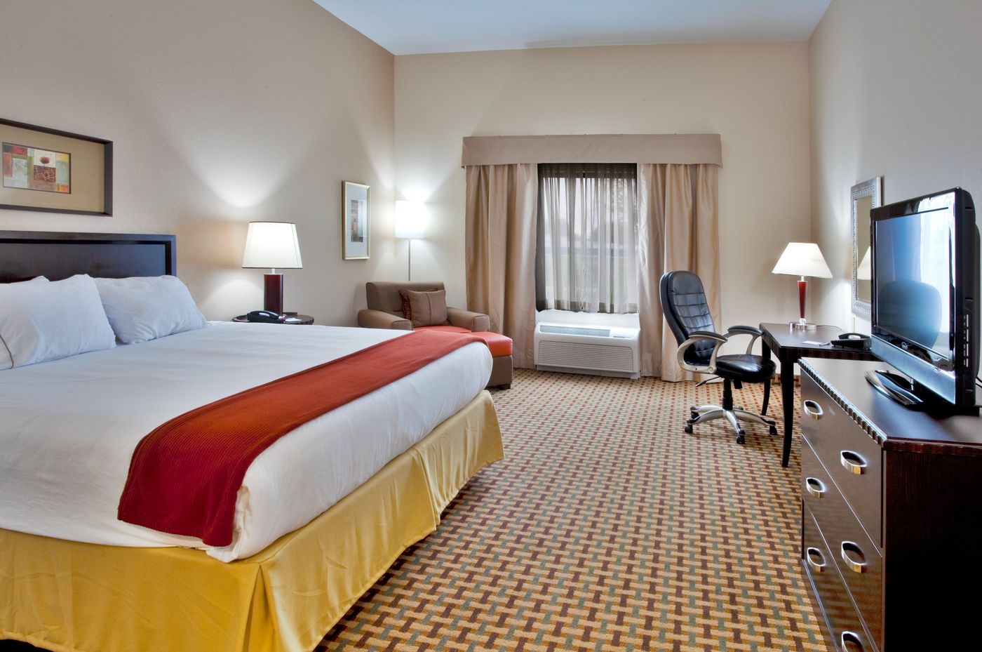 Holiday Inn Express and Suites Orlando Ocoee East-United States-ORLANDO-Room-2