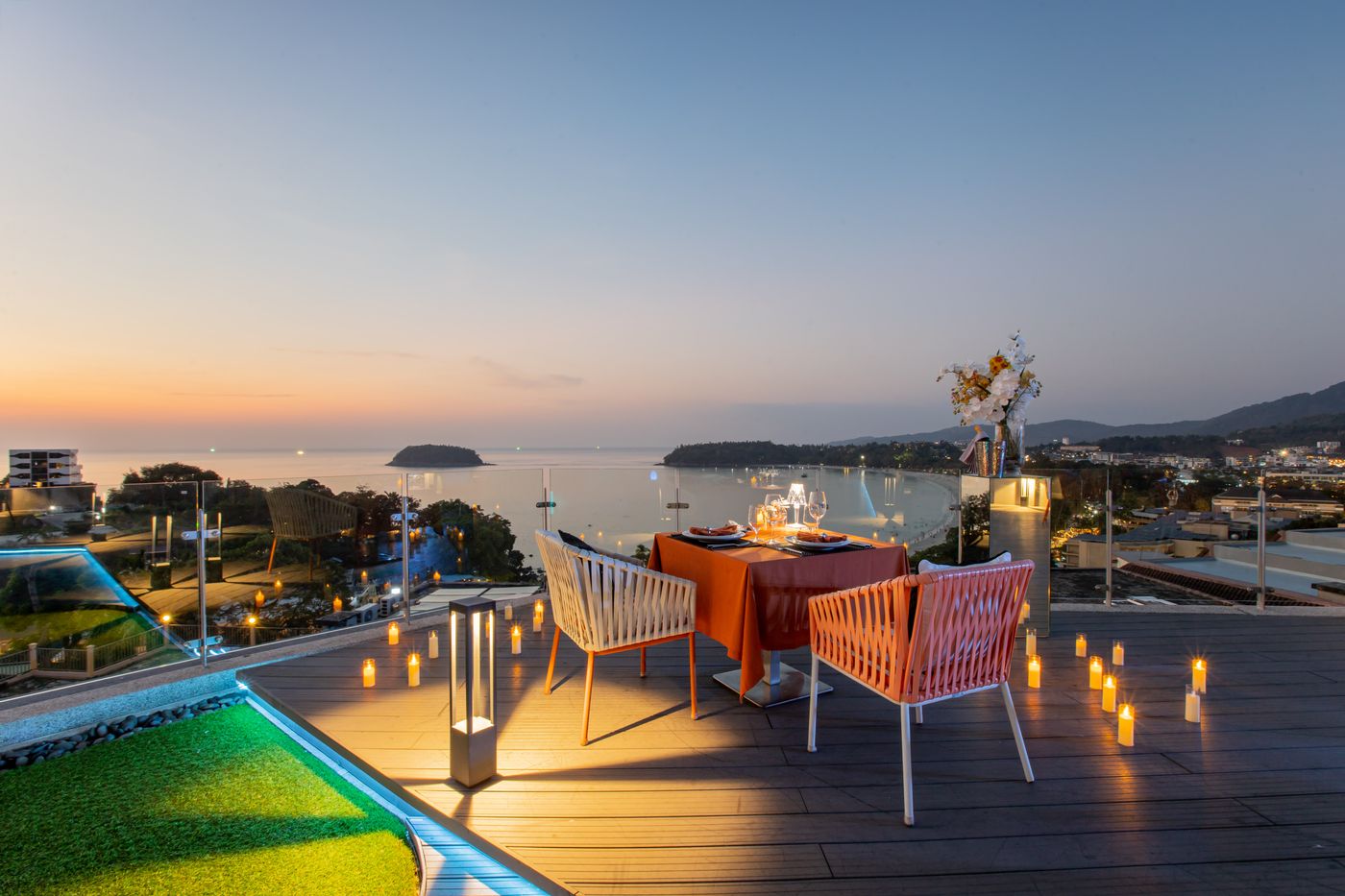 The-SIS-Kata-Resort-Restaurant-14