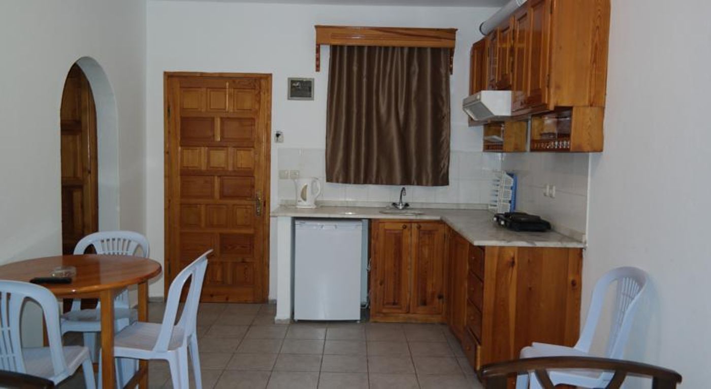 Dilek Hotel & Apartments