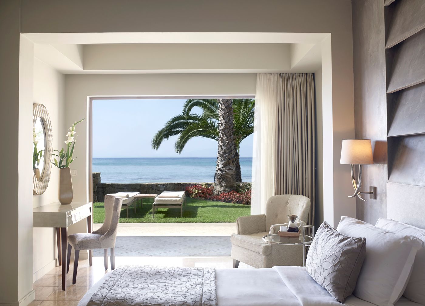 Sani Asterias Suites