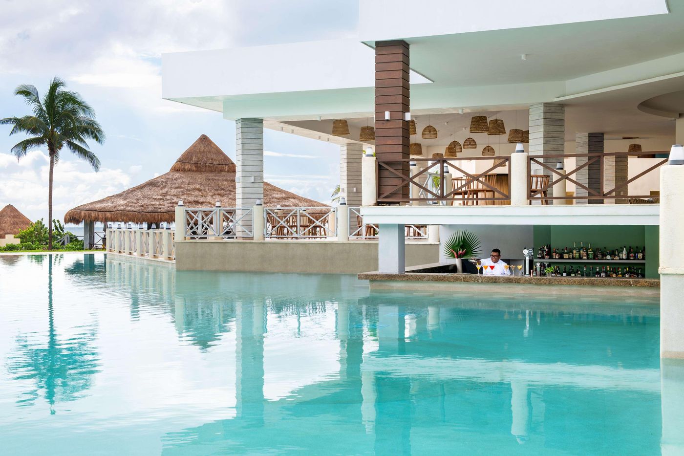 Secrets-Silversands-Riviera-Cancun-Pool-9