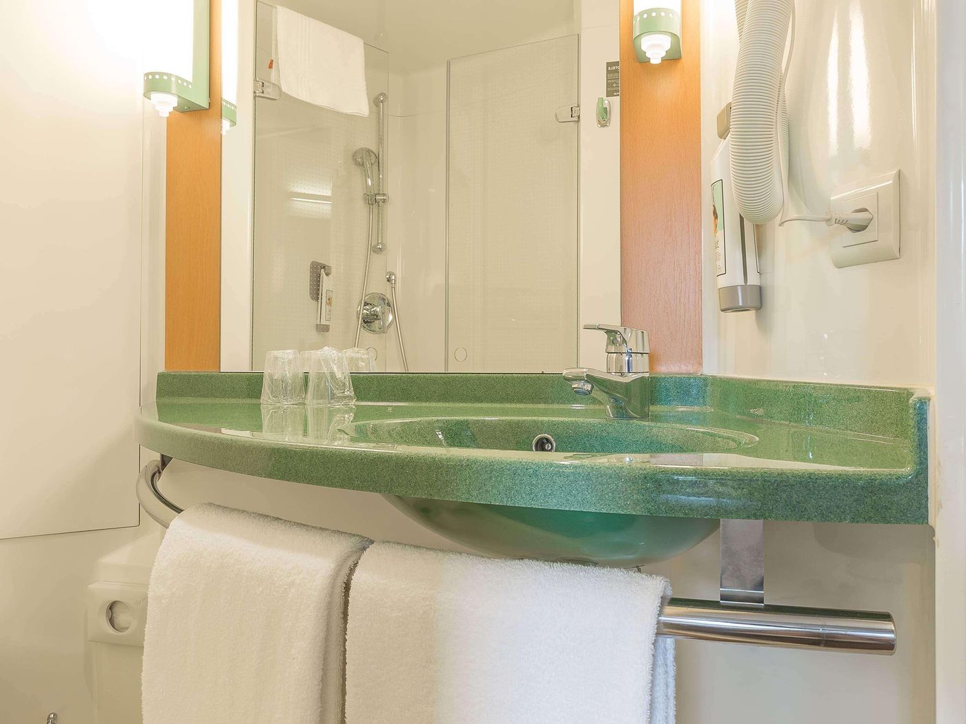 Ibis-Geneve-Aeroport-Room-31