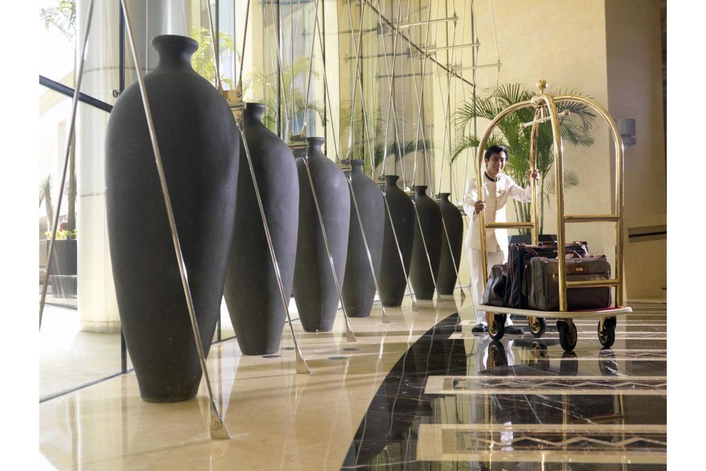 Raffles-Dubai-Hotel-Lobby-57