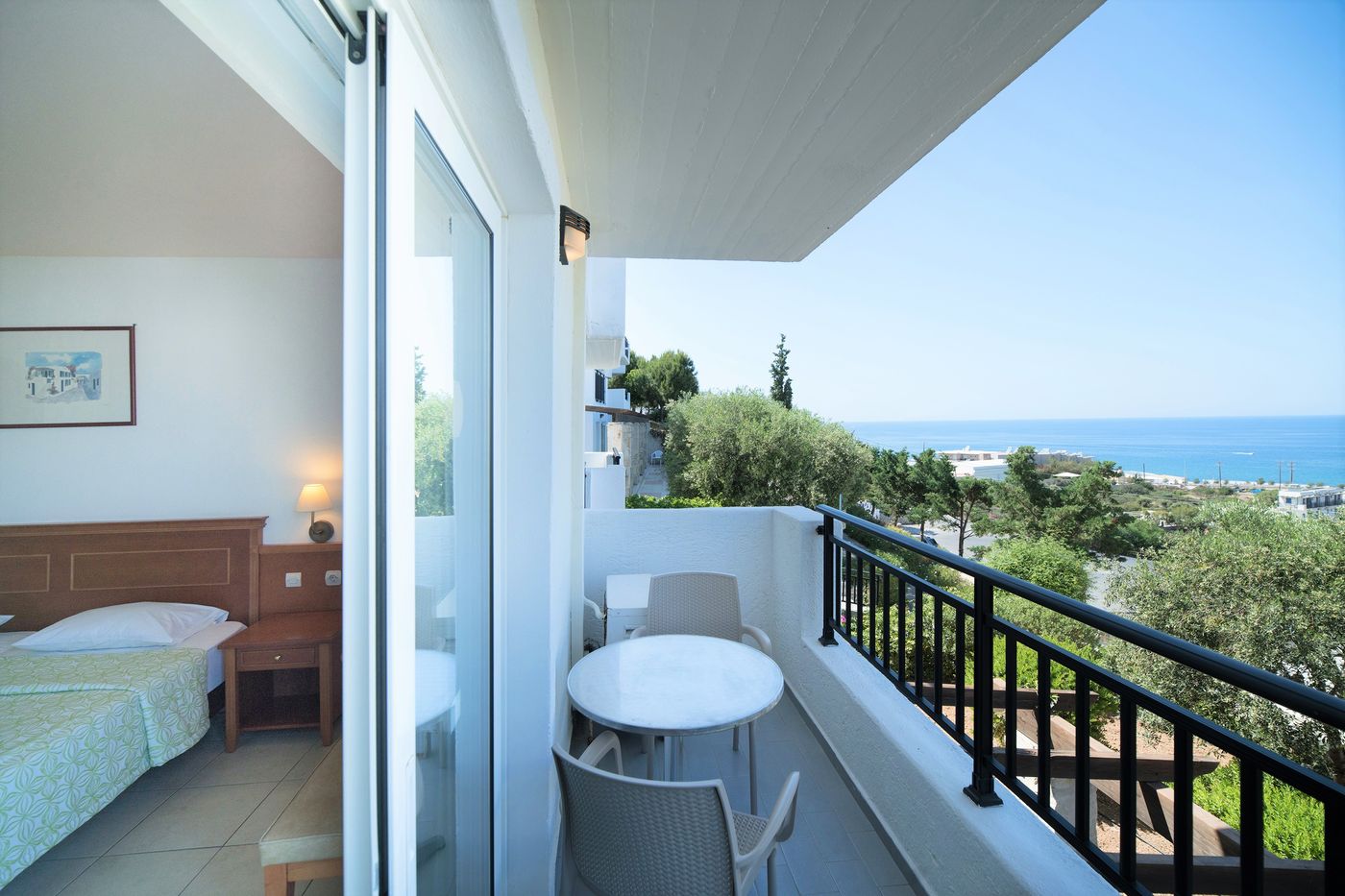 Hotel-Semiramis-Village-Room-19