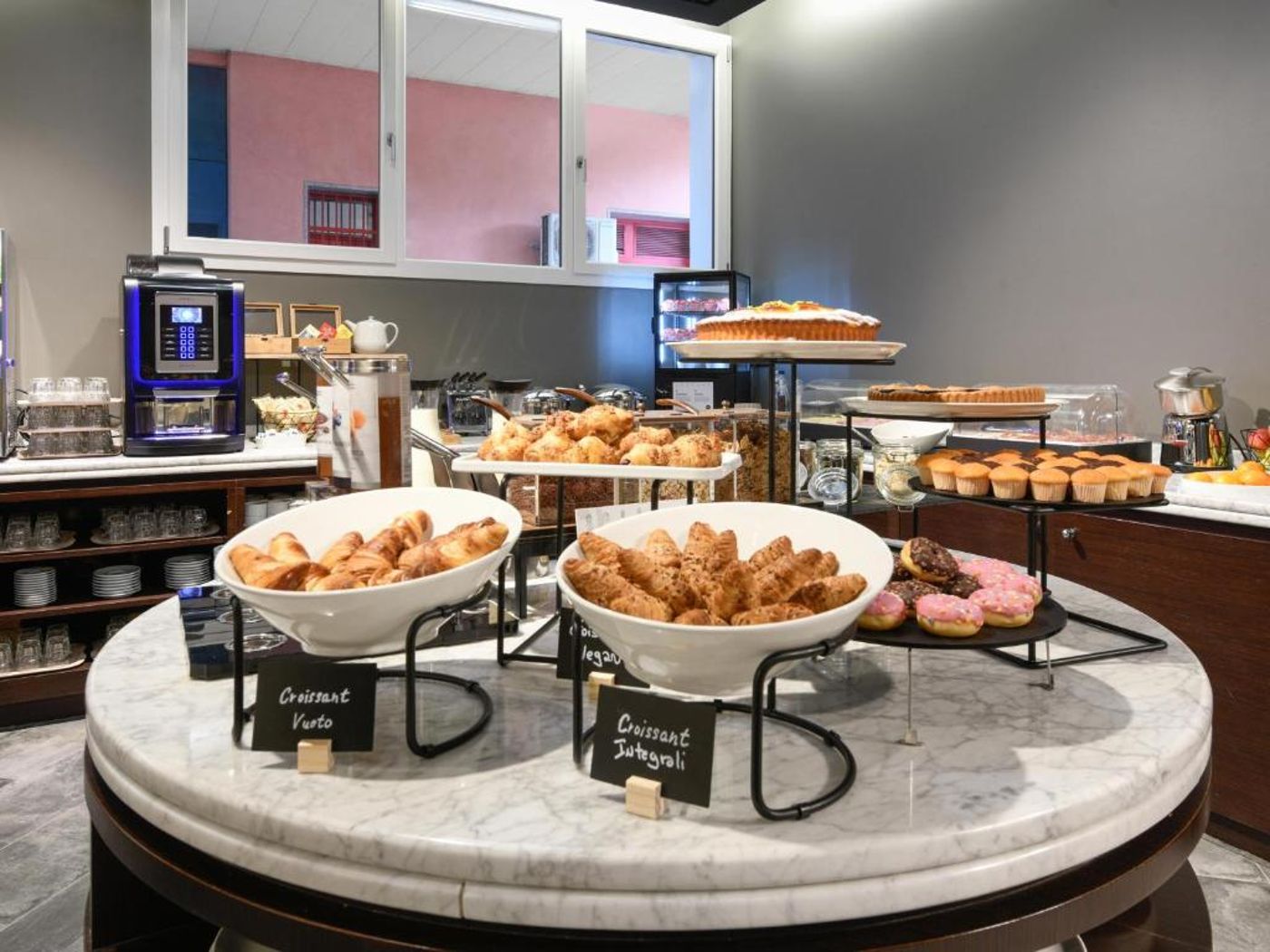 B-B-Hotel-Quarto-D-Altino-Bar-19