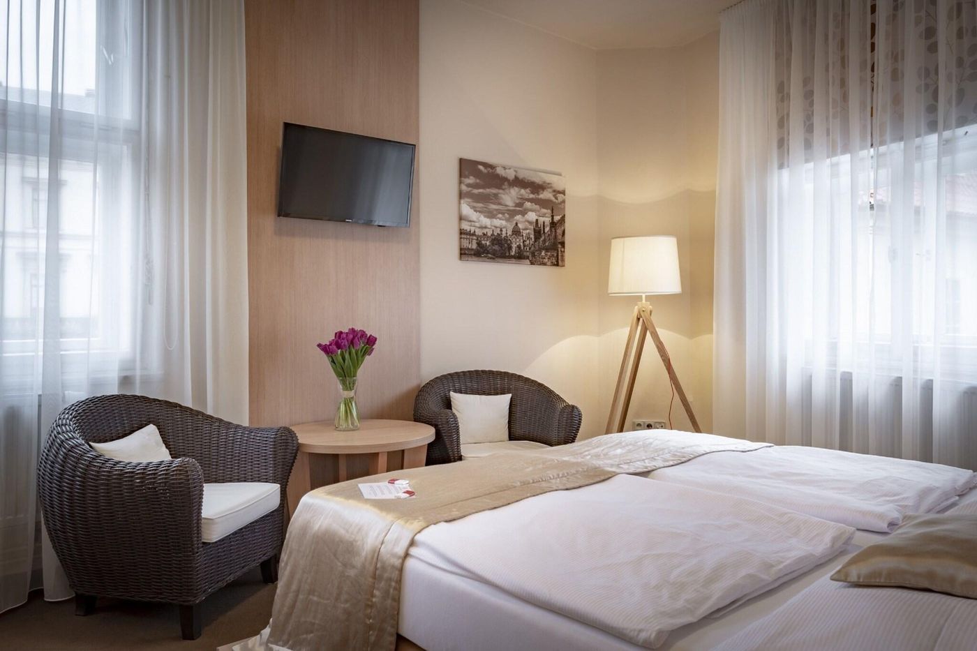 Pytloun-Kampa-Garden-Hotel-Prague-Room-27