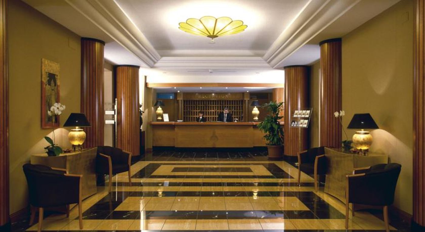 Ramada Naples