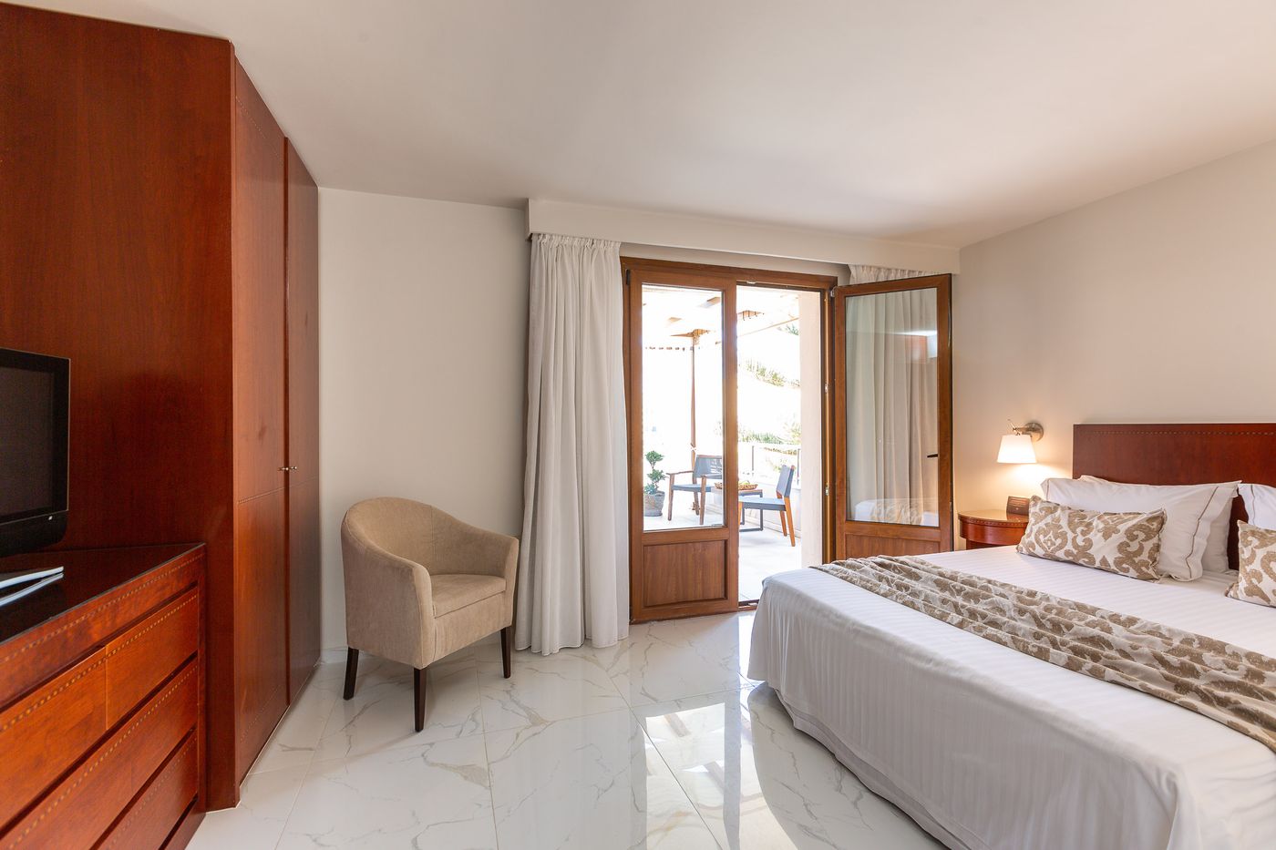 Theartemis-Palace-Room-29