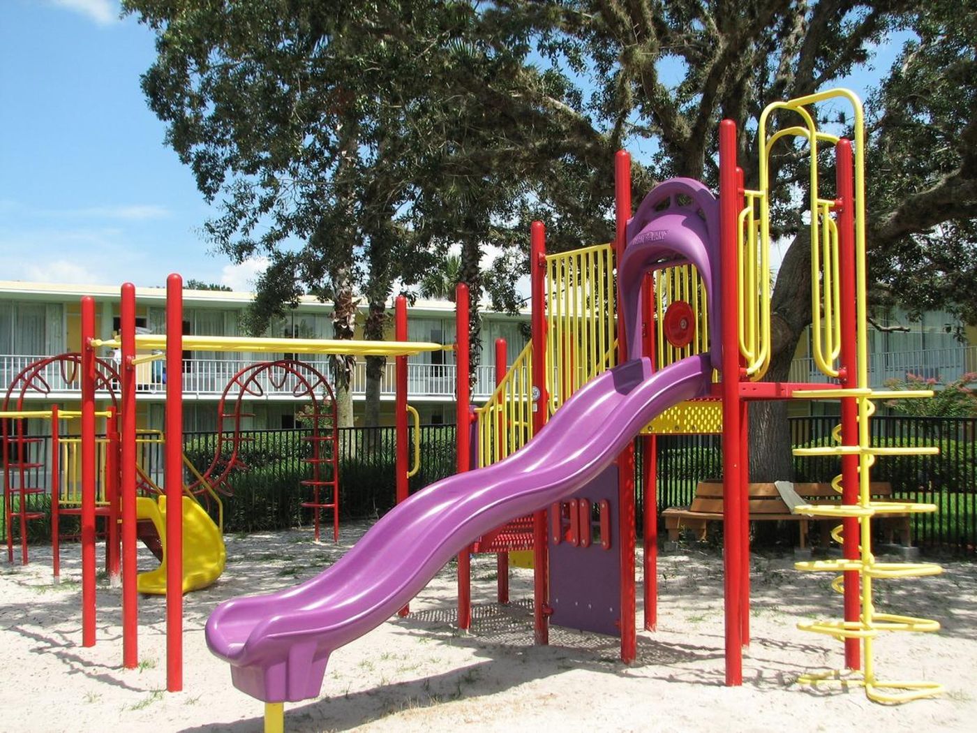 Seralago Hotel and Suites