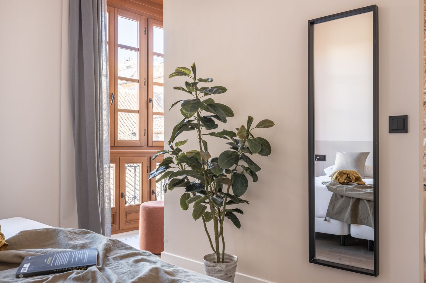 Libere-Malaga-Teatro-Romano-Room-19