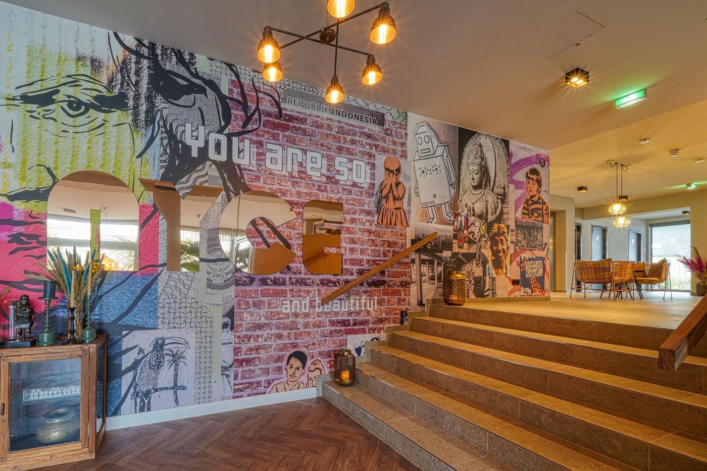 NYCE-Hotel-Bonn-Trademark-Collection-by-Wyndham-Lobby-26