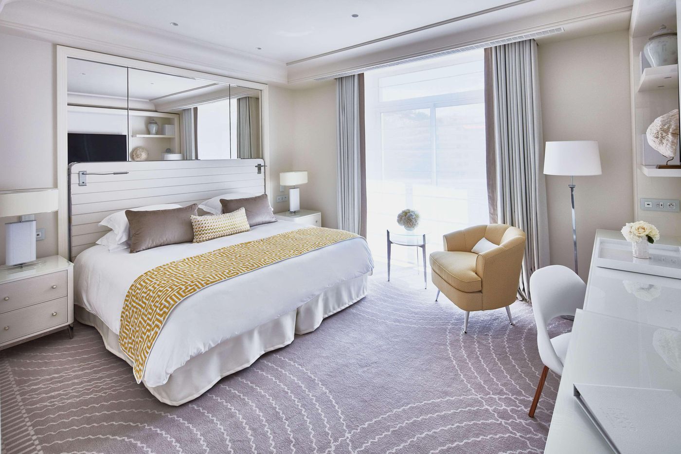 Hotel-Martinez-Cannes-Room-31