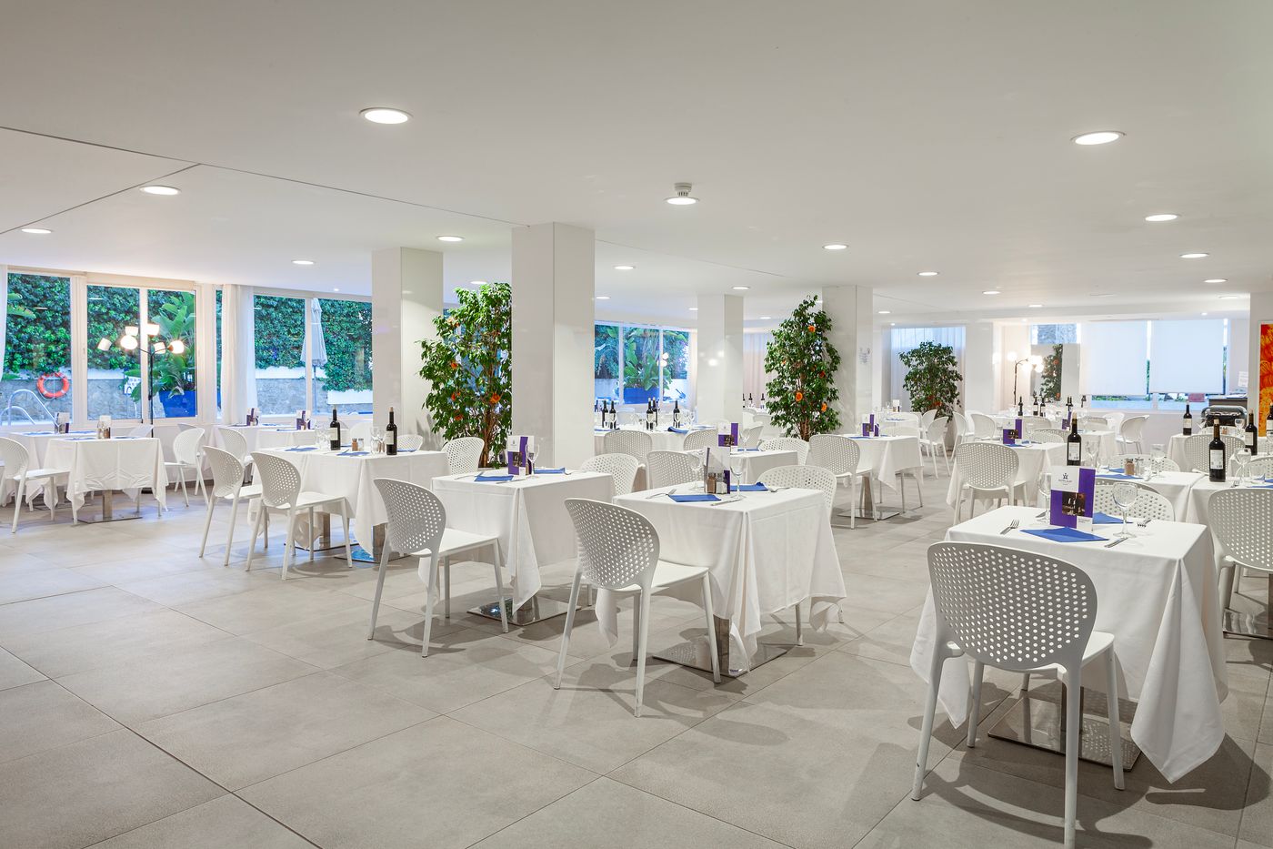 Hotel-Alay---Adults-Only-Restaurant-66