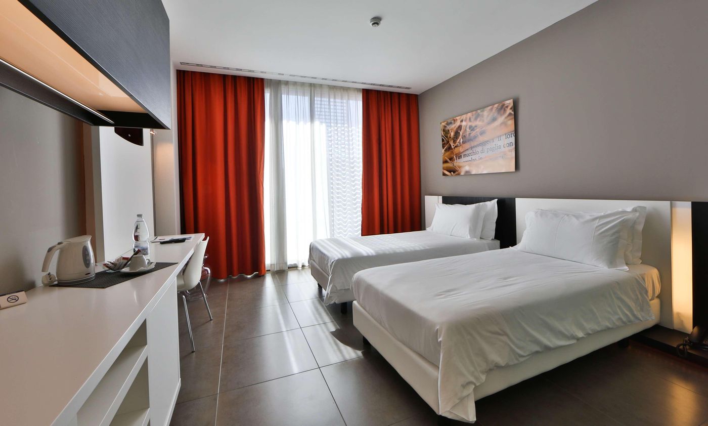 Best-Western-Hotel-Parco-Paglia-Room-6