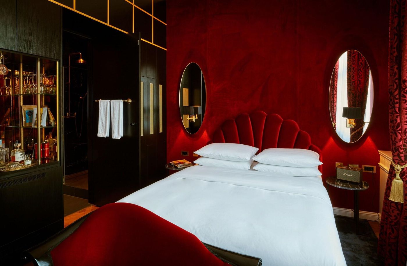 Provocateur--Berlin--A-Member-Of-Design-Hotels-Room-24