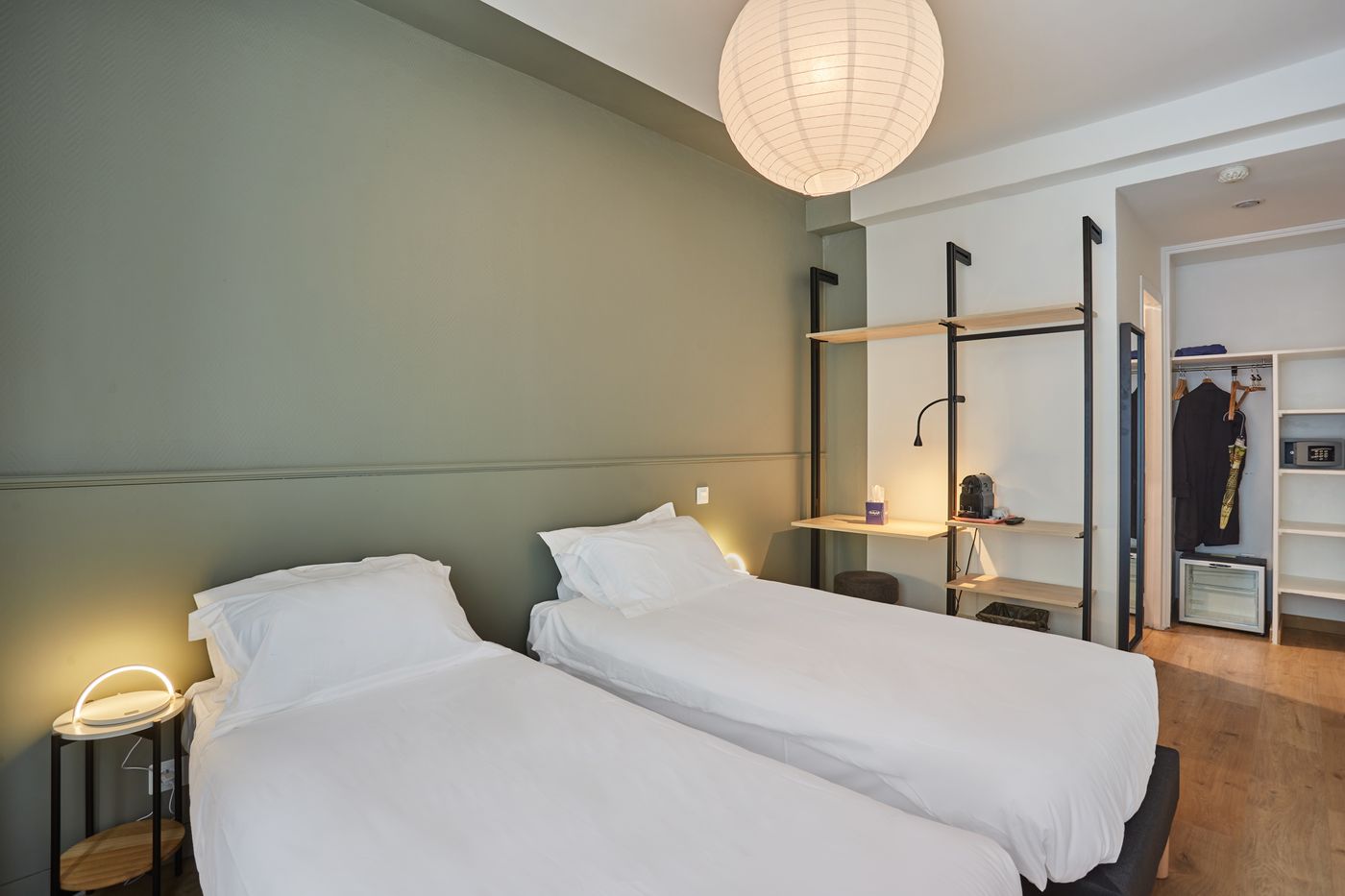 HOTEL-BEAUQUARTIER-MONTMARTRE-Room-20