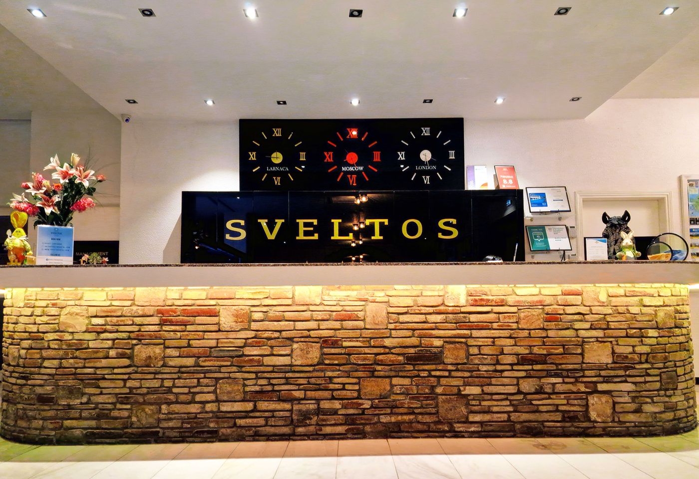 Sveltos-Hotel-Lobby-56
