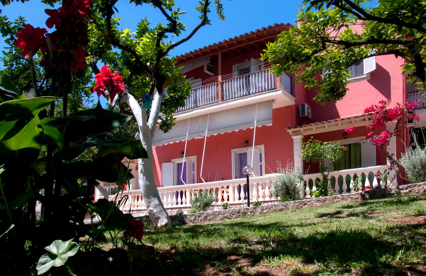 Fouxia-Apartments-and-Studios-General-view-12