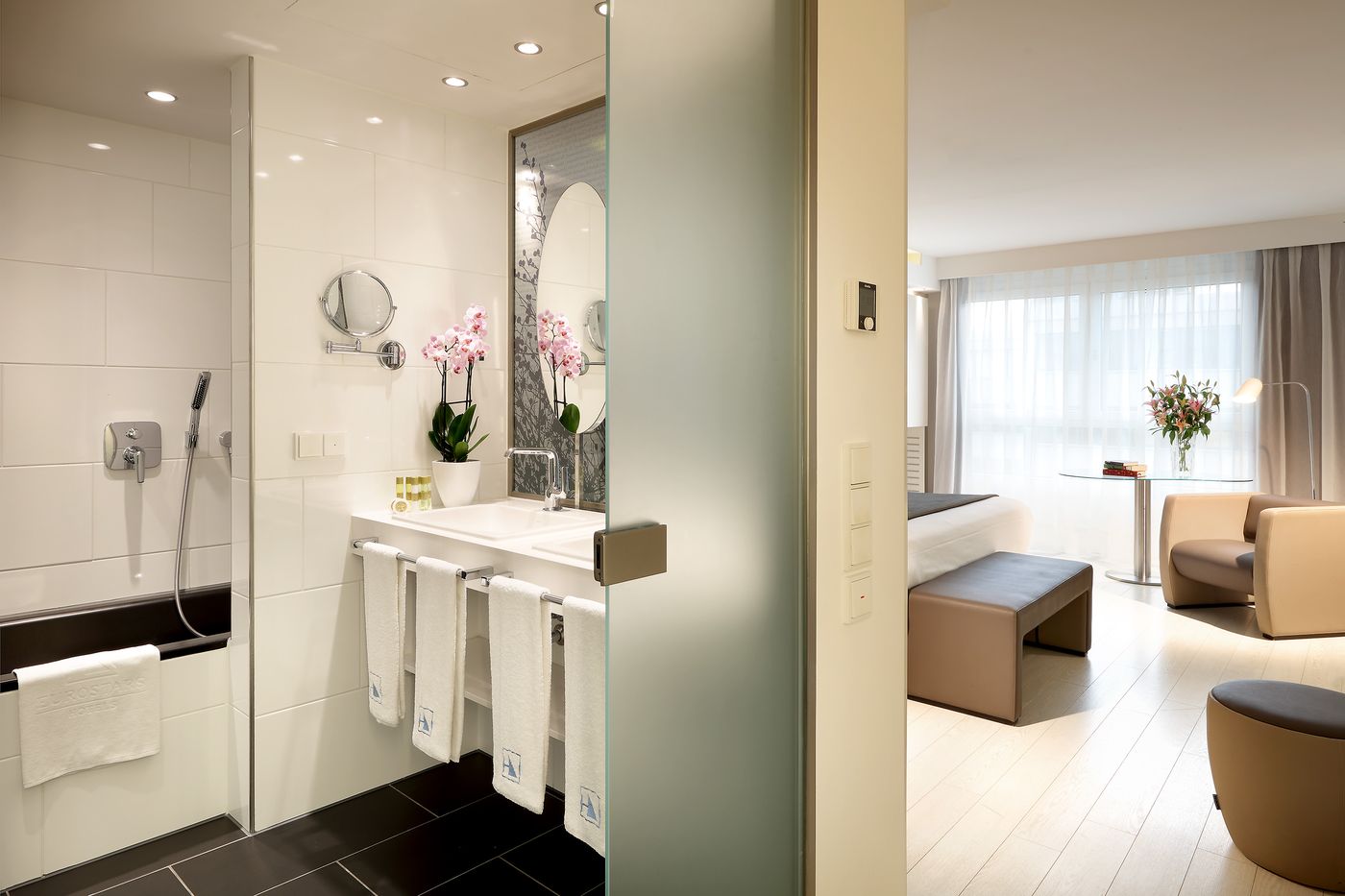 Eurostars-Book-Hotel-Room-24