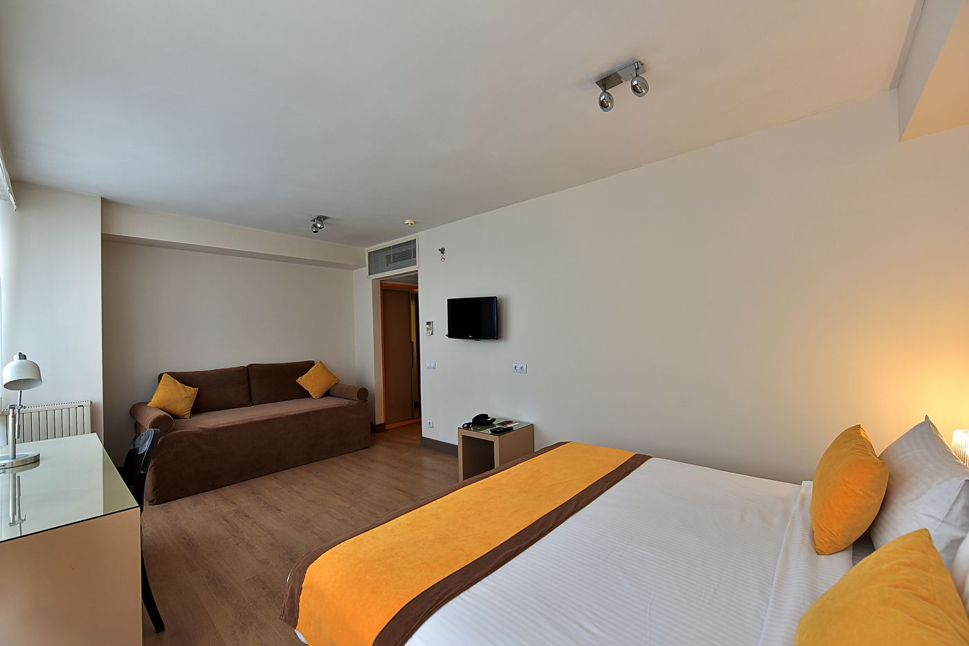 Cheya-Besiktas-Hotel---Suites-Room-9