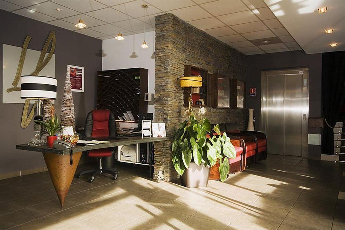 Logis Hotel La Fauceille-France-PERPIGNAN-Lobby-1