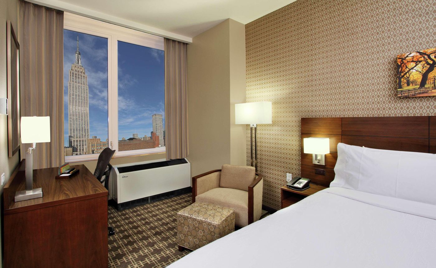 Hilton-Garden-Inn-New-York-Midtown-Park-Ave-Room-3