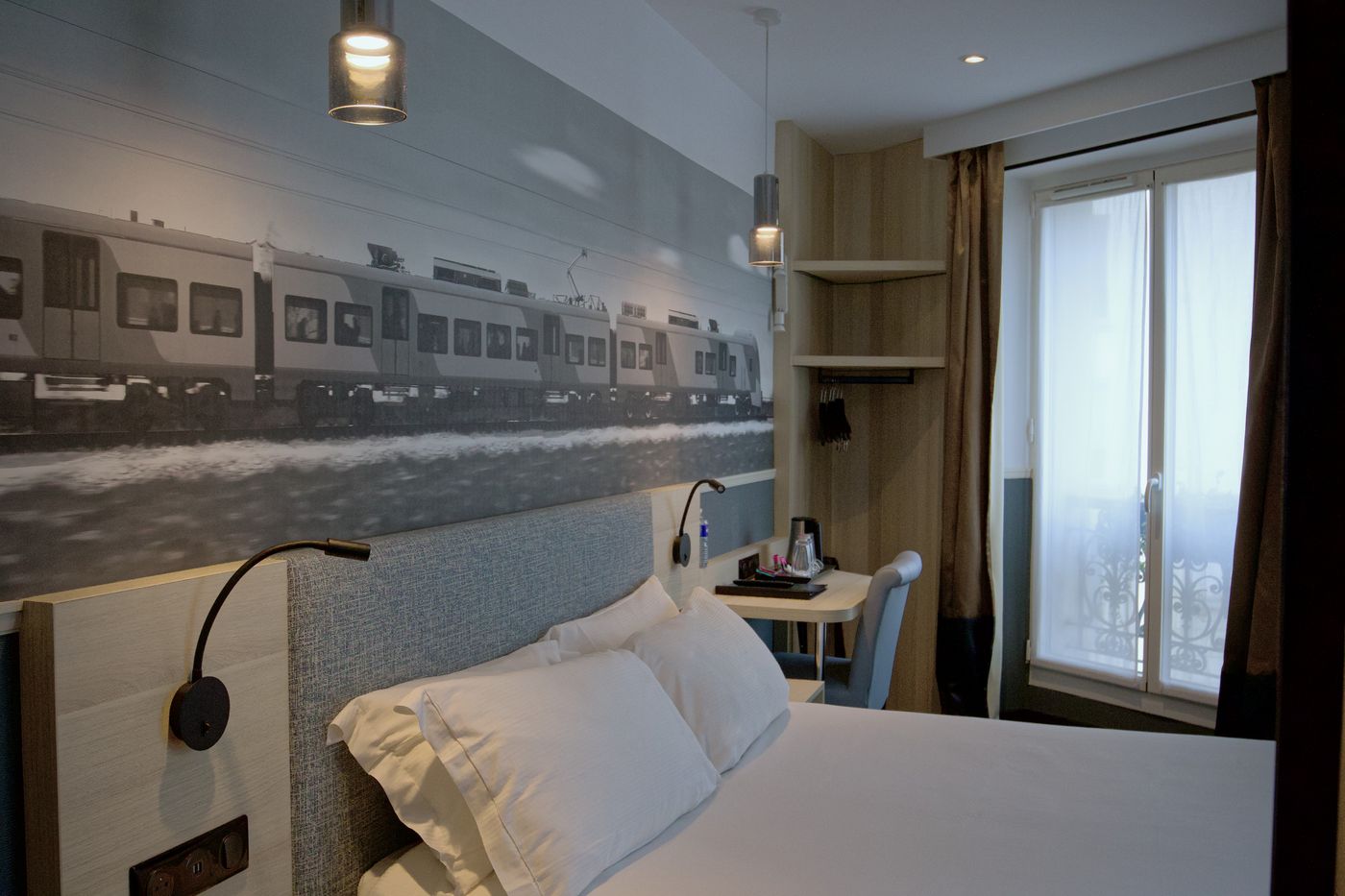 Appia-La-Fayette-Room-36