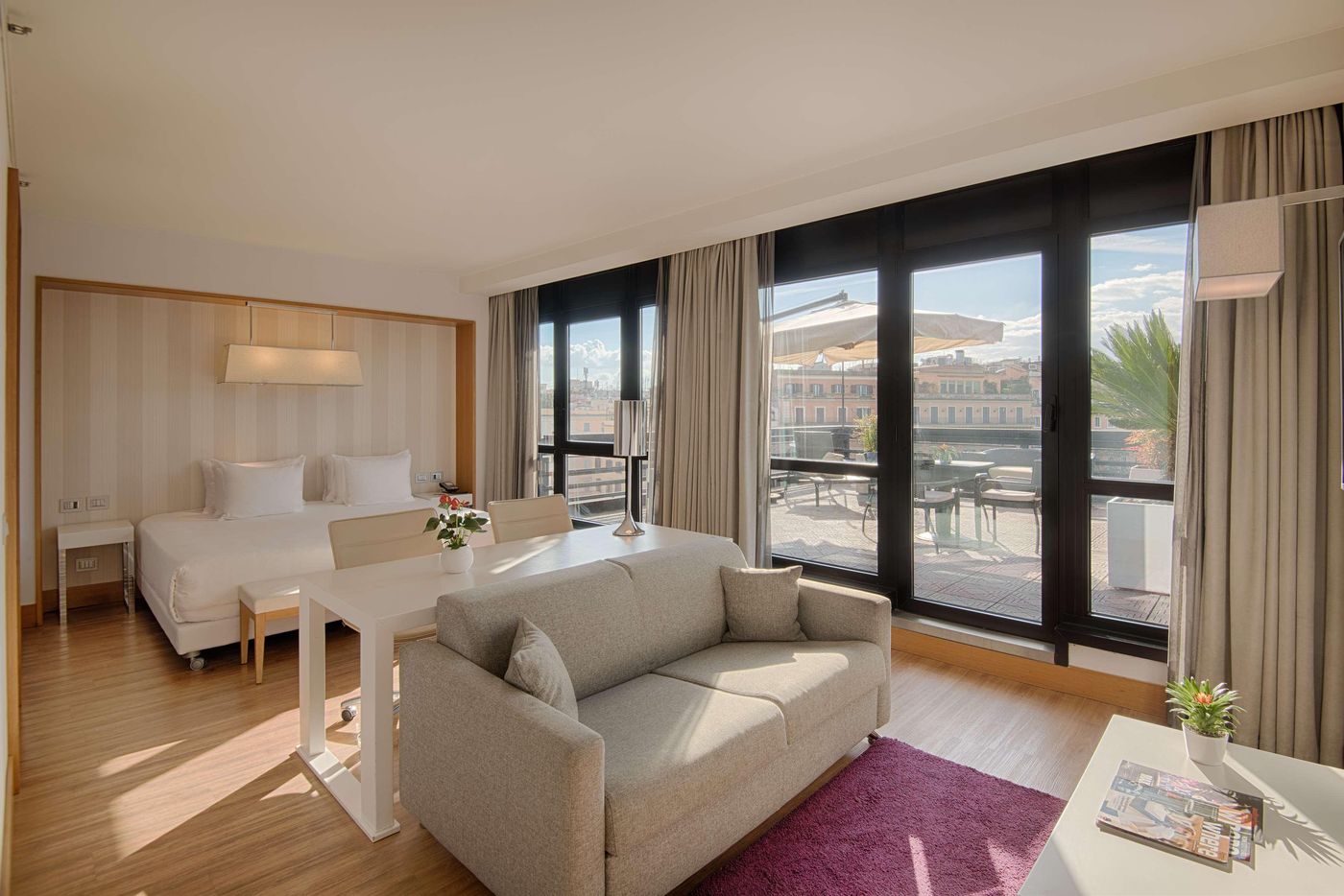 NH-Collection-Roma-Vittorio-Veneto-Room-4