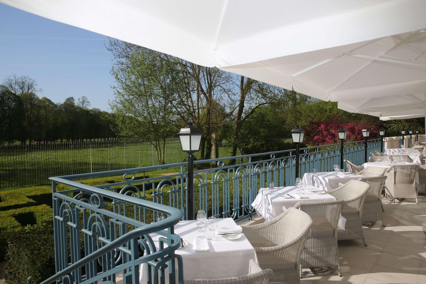 Waldorf-Astoria-Versailles---Trianon-Palace-Restaurant-52