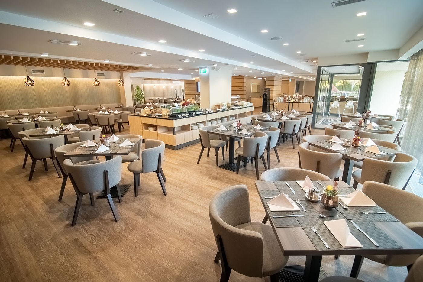 Rubin-Wellness---Conference-Hotel-Restaurant-40