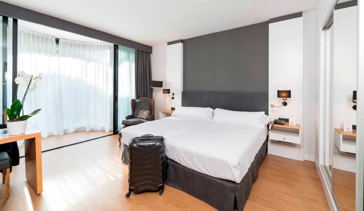 Guitart Grand Passage