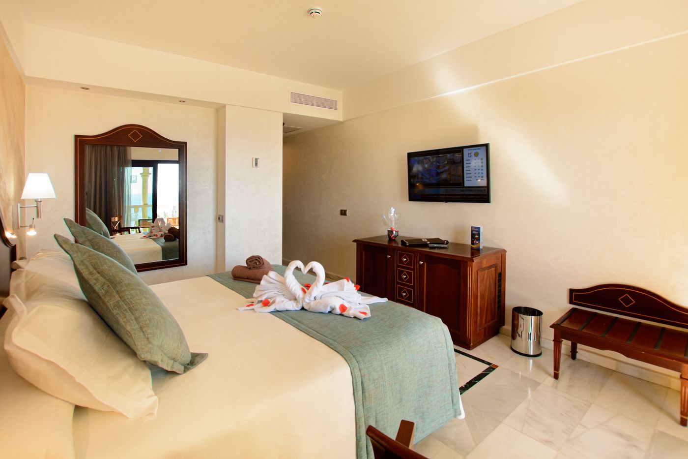 R2-Rio-Calma-Hotel-Room-22