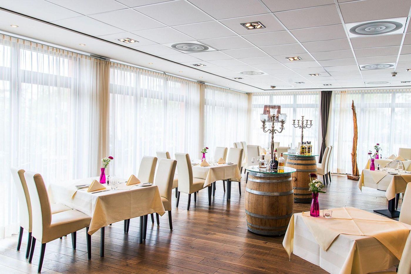 Mein Schlosshotel - Germany - HEUSENSTAMM - Restaurant - 6