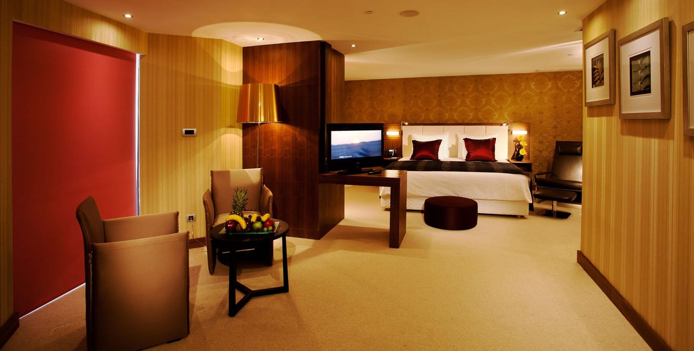 Crowne-Plaza-Harbiye-Room-34
