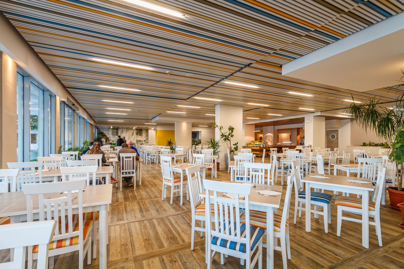 Carine-Hotel-Delfin-Restaurant-15