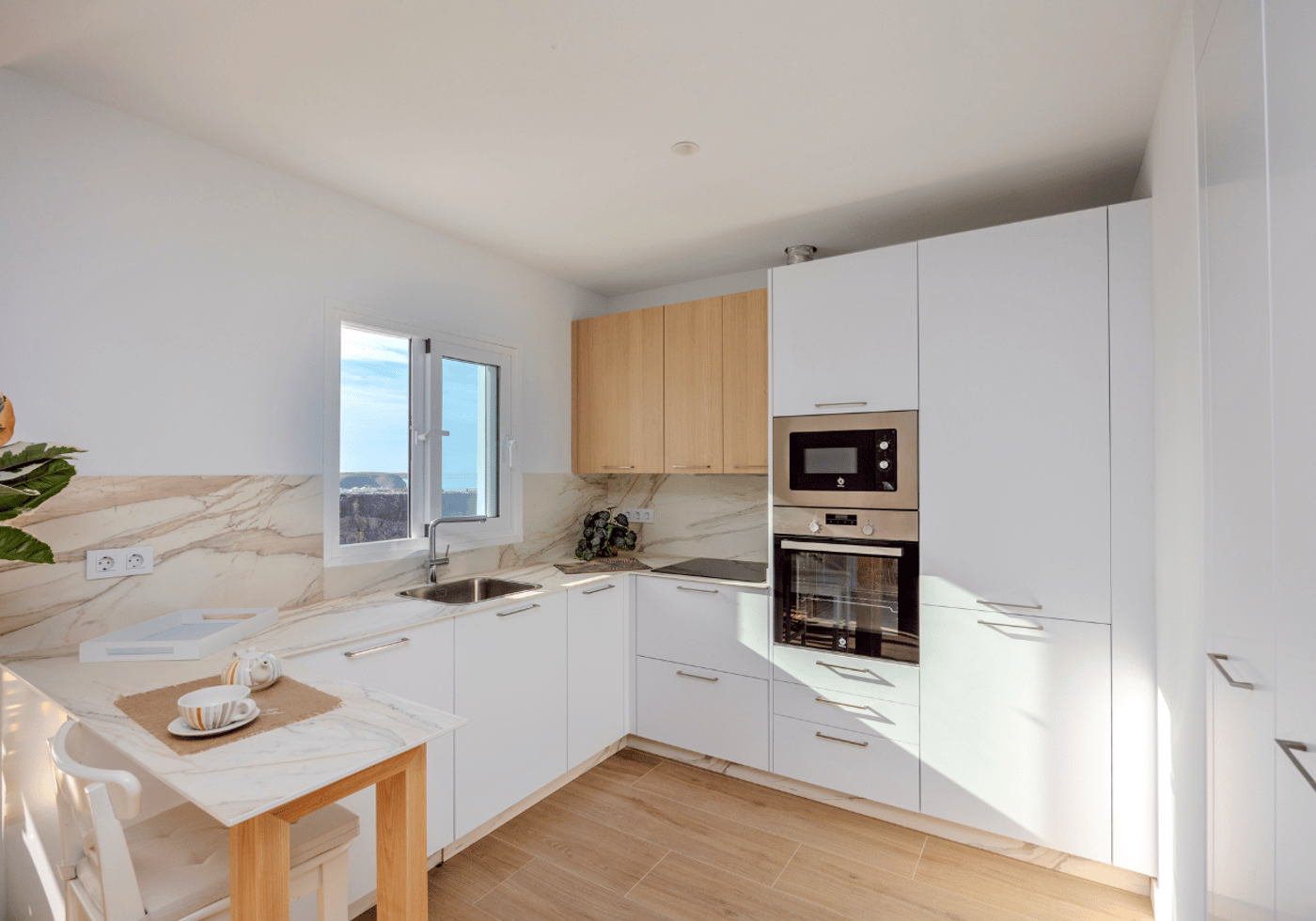 Serena del Mar by Livvo