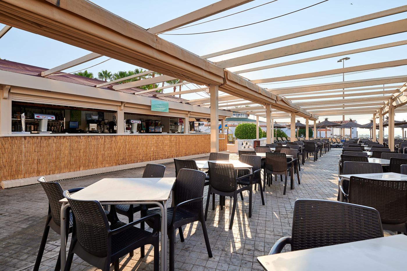 Alua-Golf-Trinidad-Bar-17