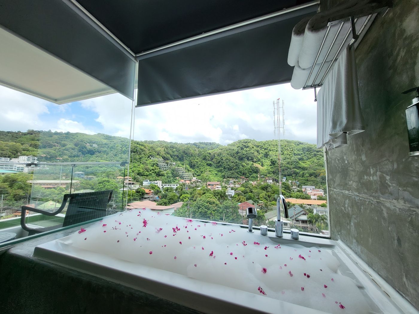 The-Yama-Hotel-Phuket-Room-89