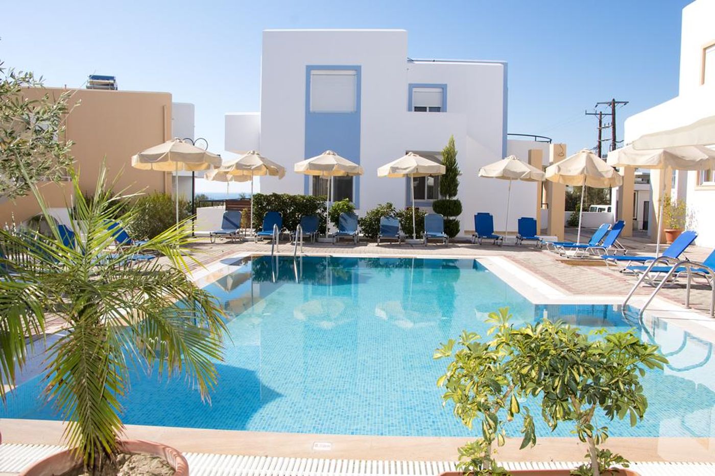 Gennadi Garden Apartments