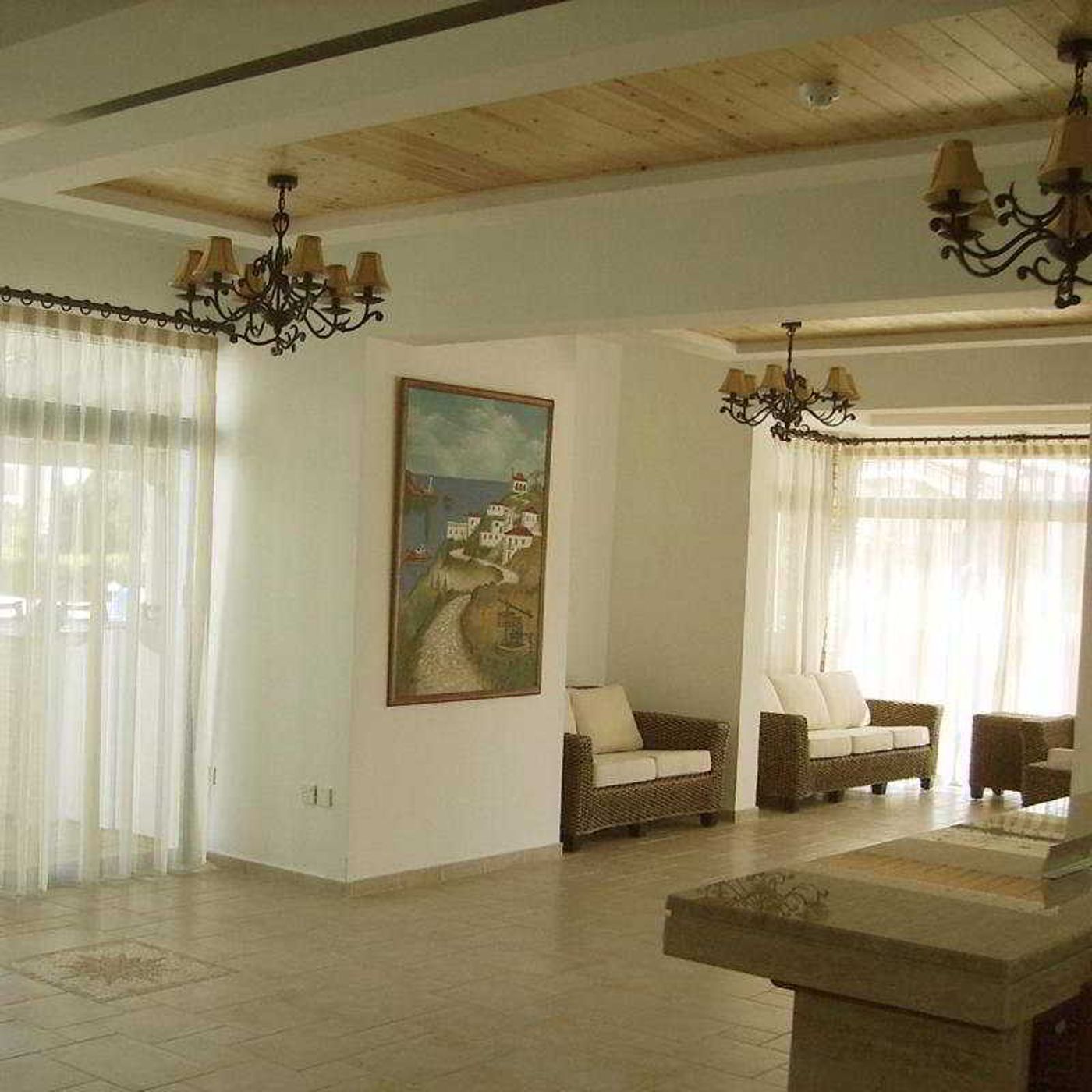 Tasmaria-Lobby-29